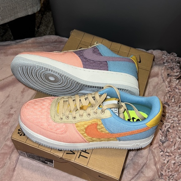 WOMENS NIKE SUN CLUB AIR FORCE 1 - Picture 3 of 7